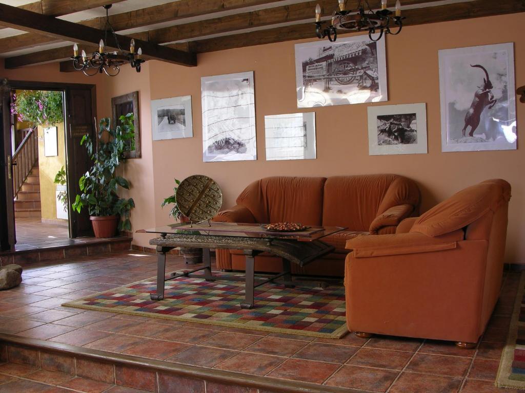 Hotel Rural La Dehesilla Barajas de Gredos Esterno foto